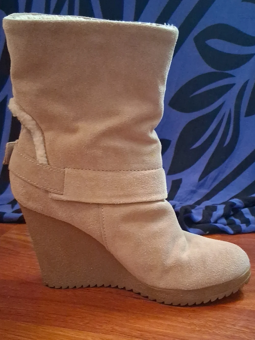 Tan Leather Wedge Booties with Cozy Lining And Side Buckle